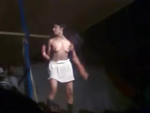 பையன் தாமதமாகிவிட்டா ...